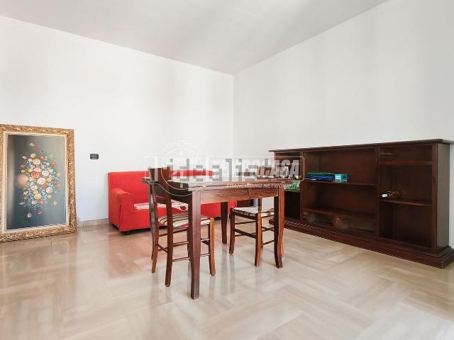 Appartamento in vendita di 73 m² in Via San Francesco D&apos Assisi