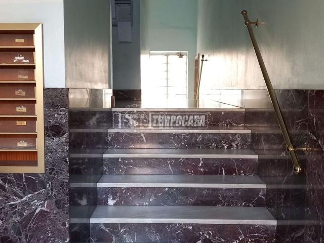 Appartamento in vendita di 73 m² in Via Sempione, 144