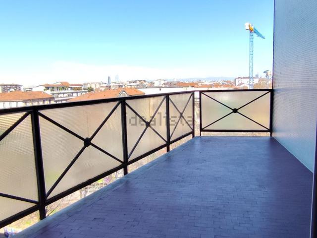Appartamento in vendita di 73 m² in Viale Giovanni da Cermenate, 24