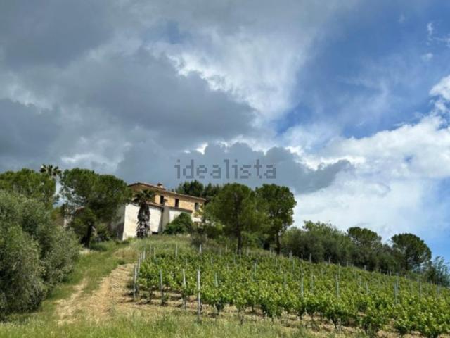 Appartamento in vendita di 70544 m² in Via I Maggio