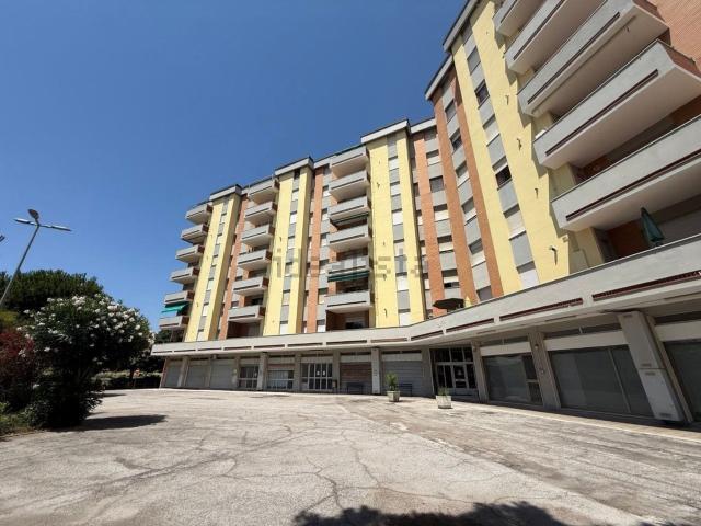 Appartamento in vendita di 70 m² in Contrada Asola, 20