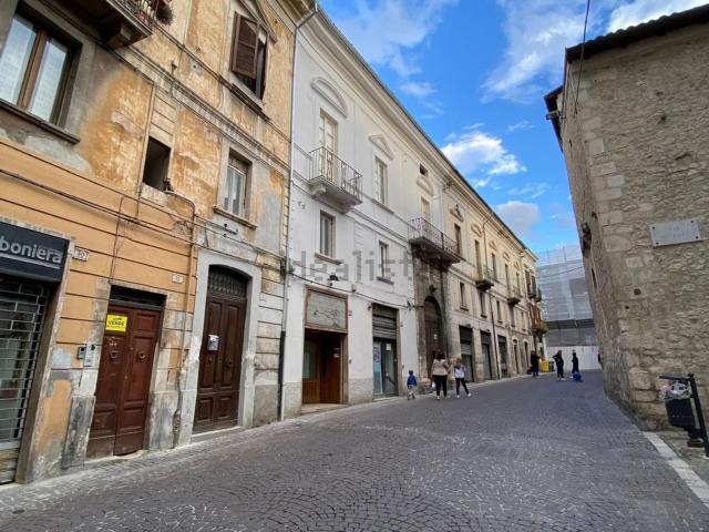 Appartamento in vendita di 70 m² in Corso Ovidio, 28