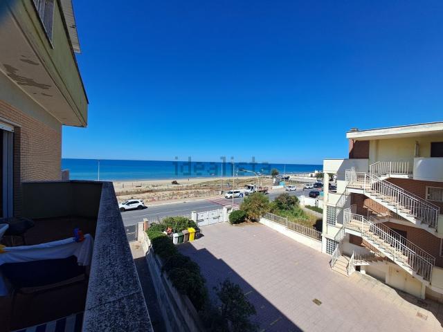 Appartamento in vendita di 70 m² in Lungomare delle Meduse, 157