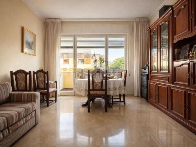 Appartamento in vendita di 70 m² in Largo Castel del Piano, 1