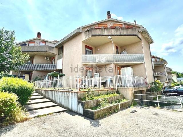 Appartamento in vendita di 70 m² in Località Santo Chiodo, 1