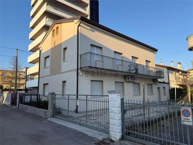 Appartamento in vendita di 70 m² in Piazza Trento