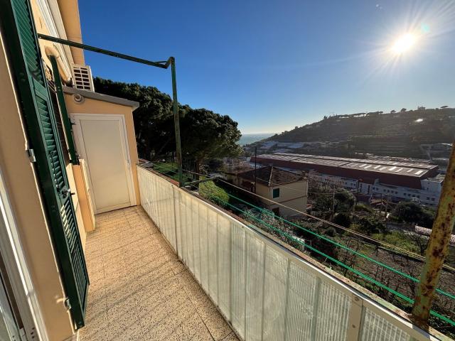 Appartamento in vendita di 70 m² in Strada Bussana Vecchia