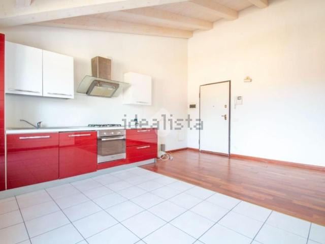 Appartamento in vendita di 70 m² in Strada Statale Pasubio, 97