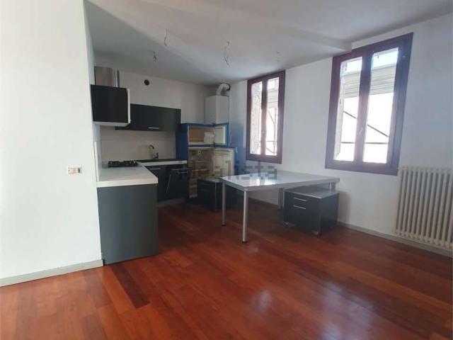 Appartamento in vendita di 70 m² in Via Tondelli