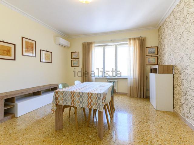 Appartamento in vendita di 70 m² in Via Tuscolana, 801