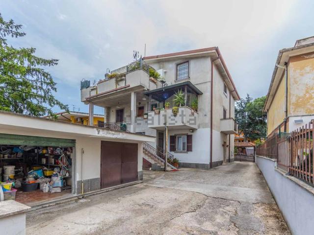 Appartamento in vendita di 70 m² in Via Valerio Corvino