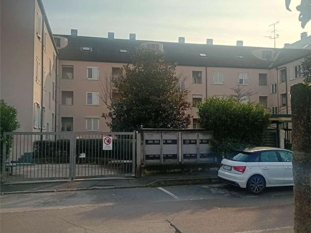 Appartamento in vendita di 70 m² in Via Varese, 37