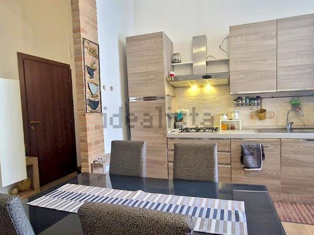 Appartamento in vendita di 70 m² in Via Varesina, 98
