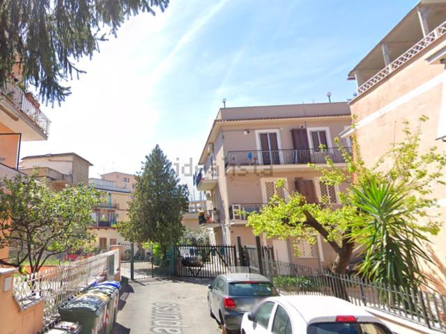 Appartamento in vendita di 70 m² in Via Vincenzo Agostinone, 7