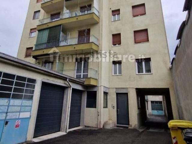 Appartamento in vendita di 70 m² in Via Vittorio Veneto, 11