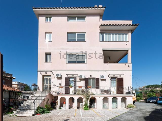 Appartamento in vendita di 70 m² in Via Achille Vertunni, 122