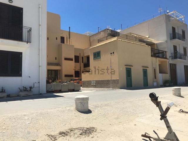 Appartamento in vendita di 70 m² in Via Amendola