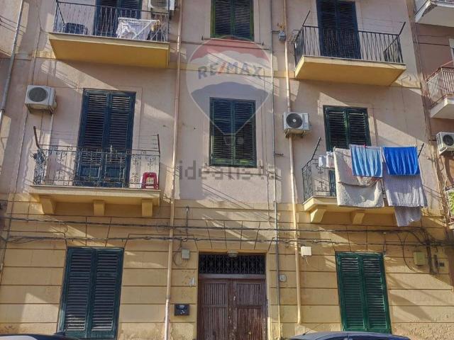 Appartamento in vendita di 70 m² in Via Andrea Chiaramonte, 41
