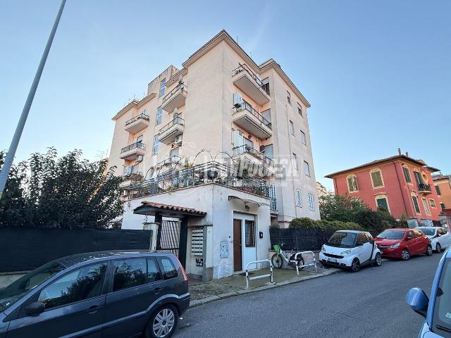 Appartamento in vendita di 70 m² in Via Angelo Fava, 12