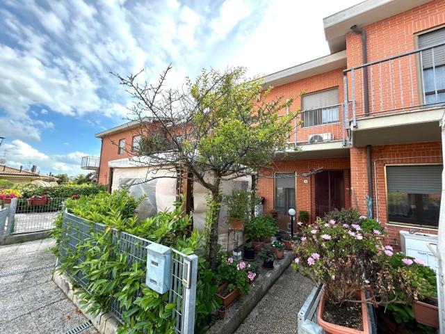 Appartamento in vendita di 70 m² in Via Ave Ninchi