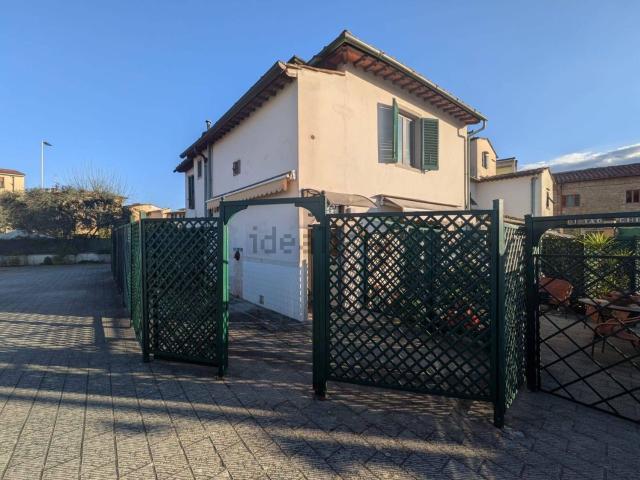 Appartamento in vendita di 70 m² in Via Baccio da Montelupo, 3