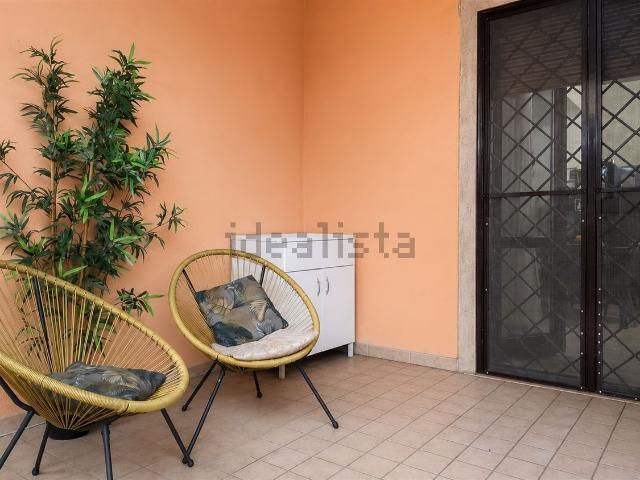 Appartamento in vendita di 70 m² in Via Borghesiana, 400
