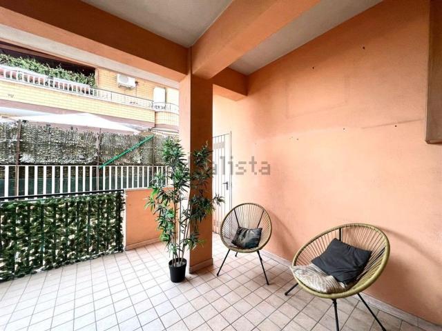 Appartamento in vendita di 70 m² in Via Borghesiana, 400