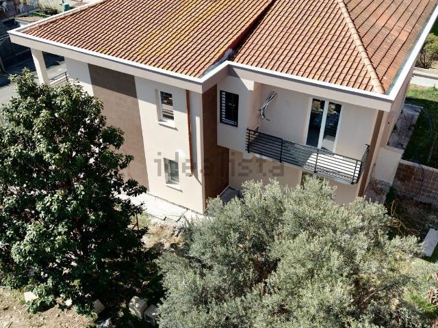 Appartamento in vendita di 70 m² in Via Brembilla