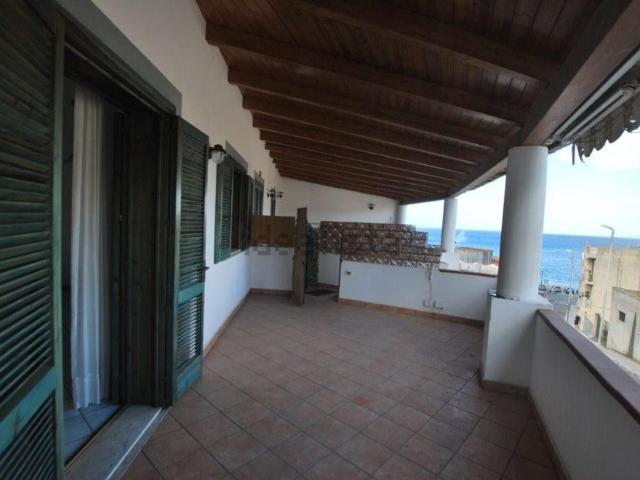 Appartamento in vendita di 70 m² in Via Calandra