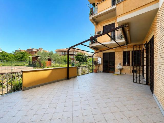 Appartamento in vendita di 70 m² in Via Capranica, 14