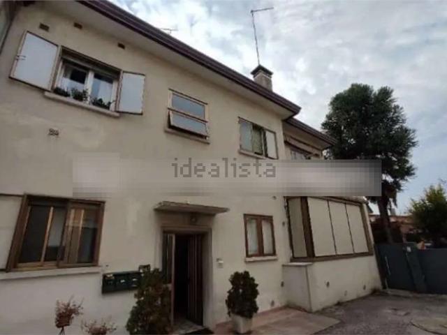 Appartamento in vendita di 70 m² in Via Carlo Stuparich