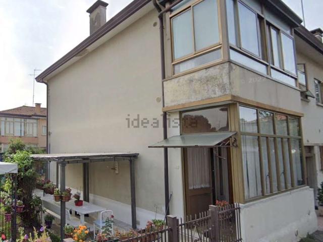 Appartamento in vendita di 70 m² in Via Carlo Stuparich, 2