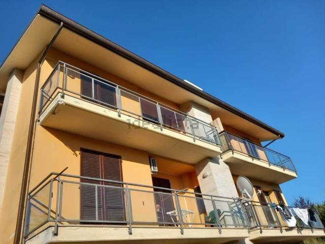Appartamento in vendita di 70 m² in Via carrate