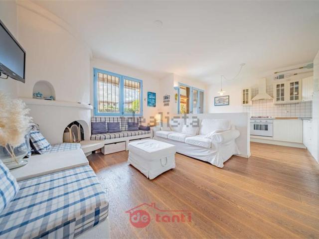 Appartamento in vendita di 70 m² in Via Case Sparse, 145