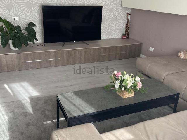 Appartamento in vendita di 70 m² in Via Cavour
