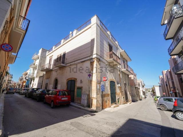 Appartamento in vendita di 70 m² in Via Cesare Cantù, 71