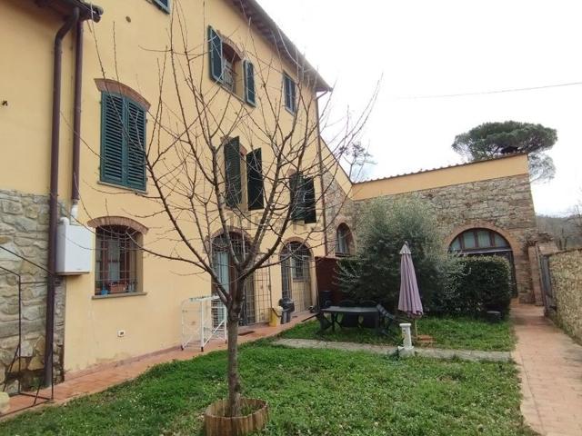 Appartamento in vendita di 70 m² in Via Chiantigiana per Ferrone