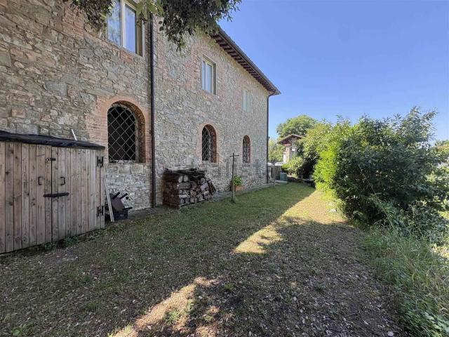 Appartamento in vendita di 70 m² in Via Ciro Menotti