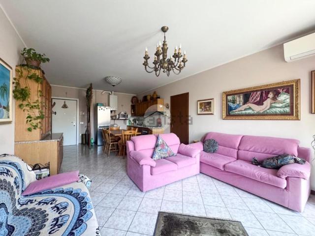 Appartamento in vendita di 70 m² in Via Conte G. Bonoris, 41