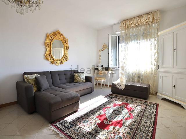 Appartamento in vendita di 70 m² in Via Conte Secco Suardo, 11
