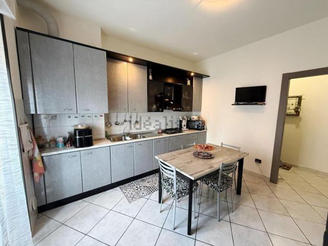 Appartamento in vendita di 70 m² in Via Cristoforo Colombo, 36