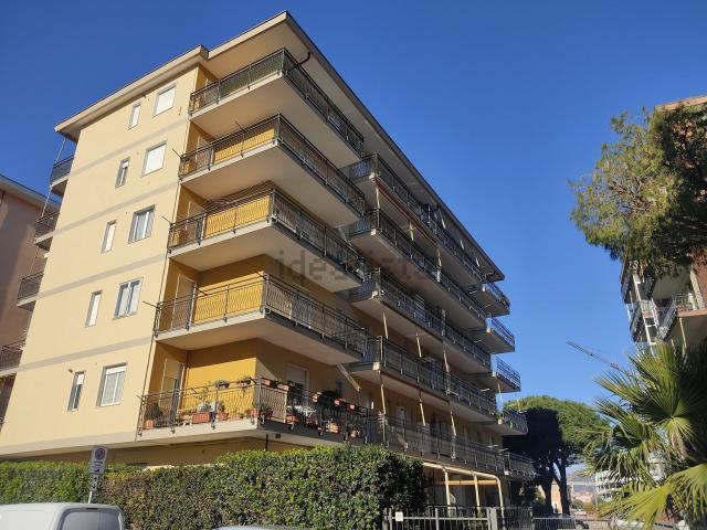 Appartamento in vendita di 70 m² in Via Cristoforo Colombo, 46