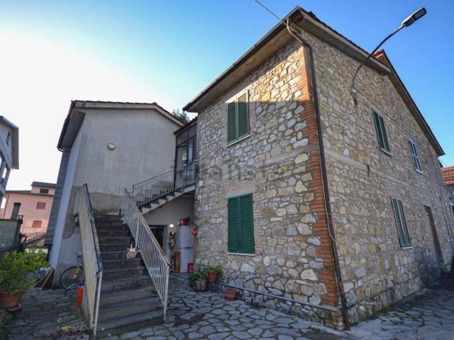 Appartamento in vendita di 70 m² in Via Dante Alighieri