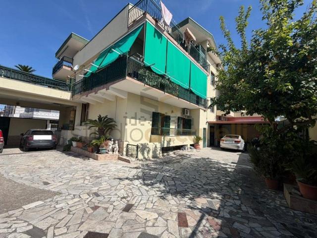 Appartamento in vendita di 70 m² in Via Dante Alighieri