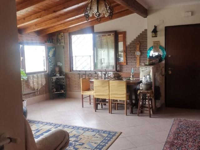 Appartamento in vendita di 70 m² in Via dei Laghi, 22