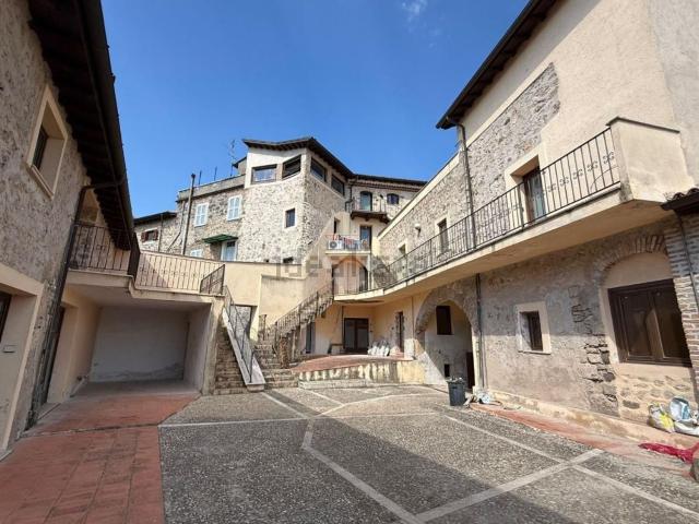 Appartamento in vendita di 70 m² in Via dei Pulpiti, 33