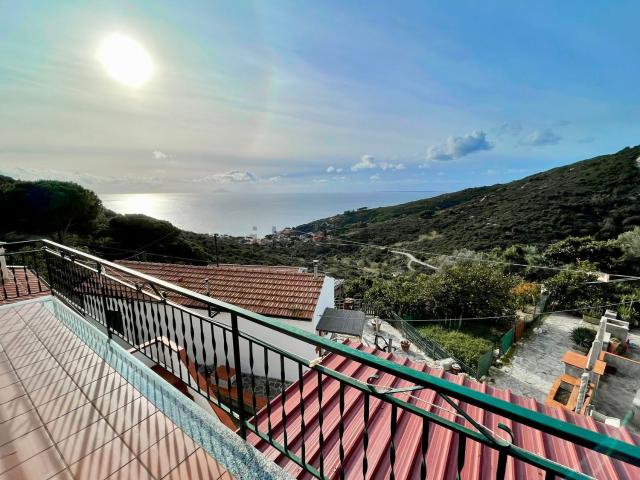 Appartamento in vendita di 70 m² in Via del Serone