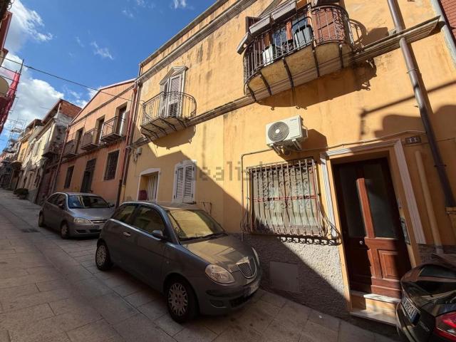 Appartamento in vendita di 70 m² in Via della Decima, 10