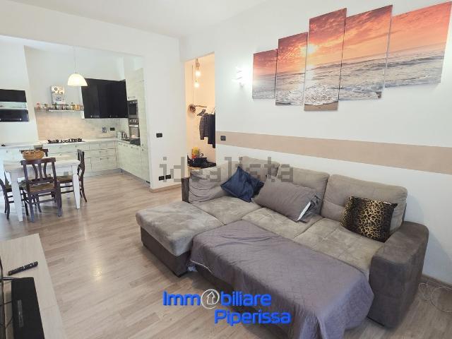 Appartamento in vendita di 70 m² in Via delle Ginestre, 24