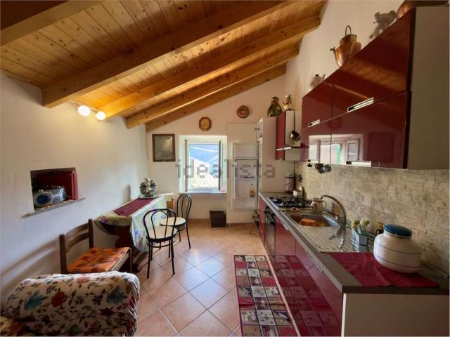 Appartamento in vendita di 70 m² in Via Dercogna